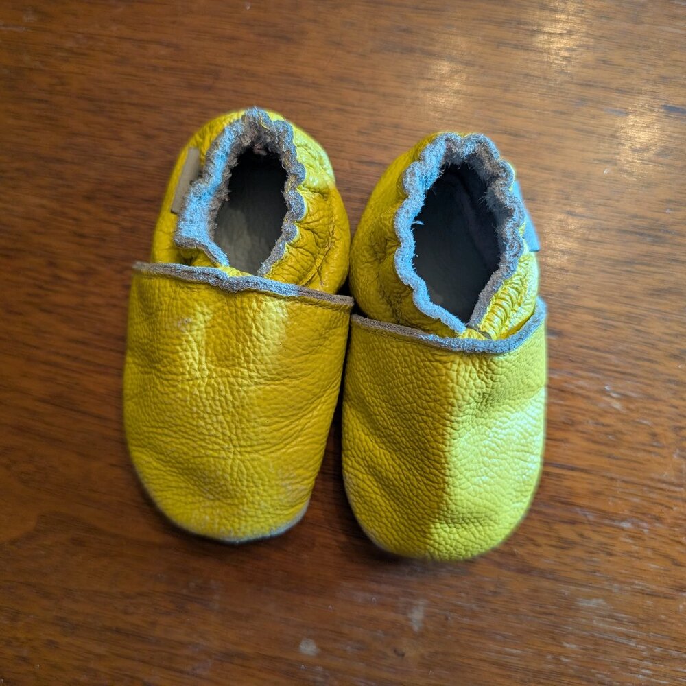 SALE Mejale brand, soft sole baby walker shoes, baby moccasins, yellow leather